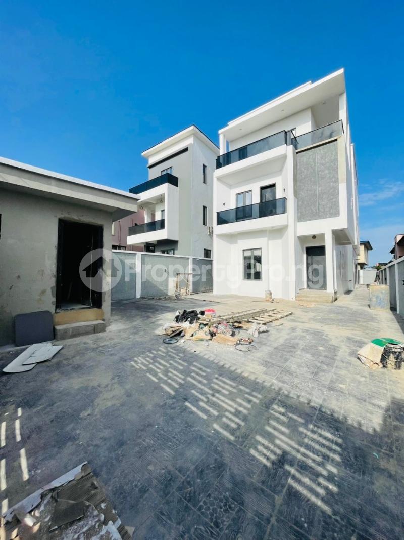 7 bedroom House for sale Magodo Phase 2 Ikeja Lagos