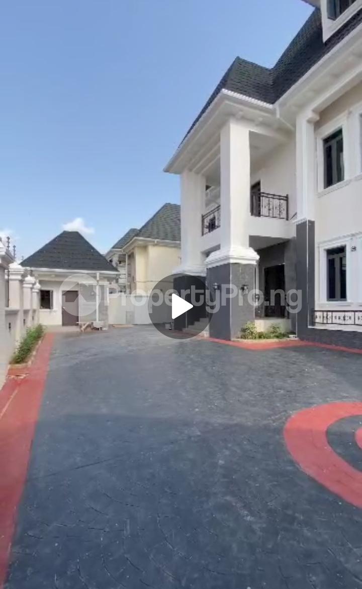7 bedroom House for sale Gwarinpa Abuja