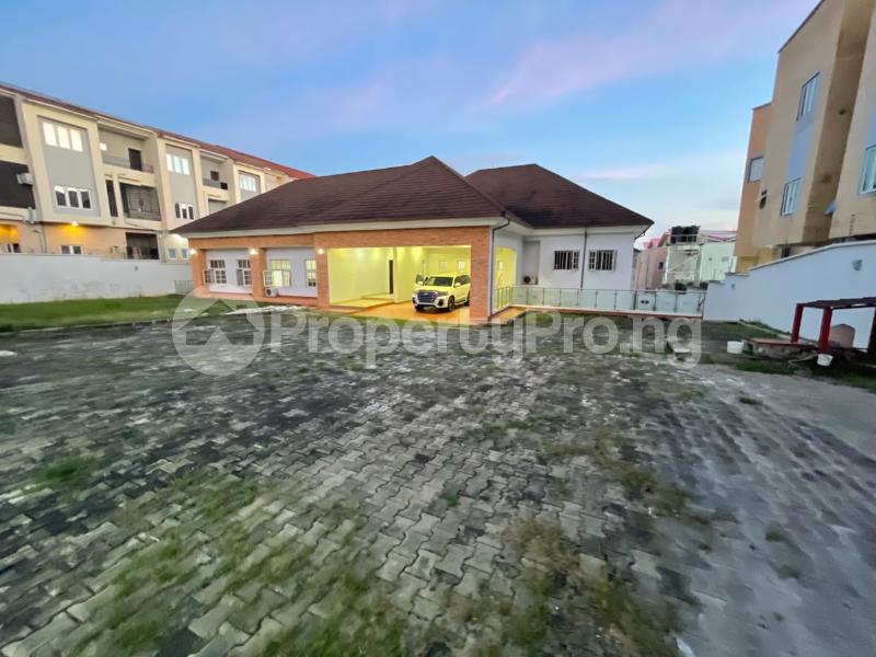 7 bedroom House for rent Main Guzape Abuja