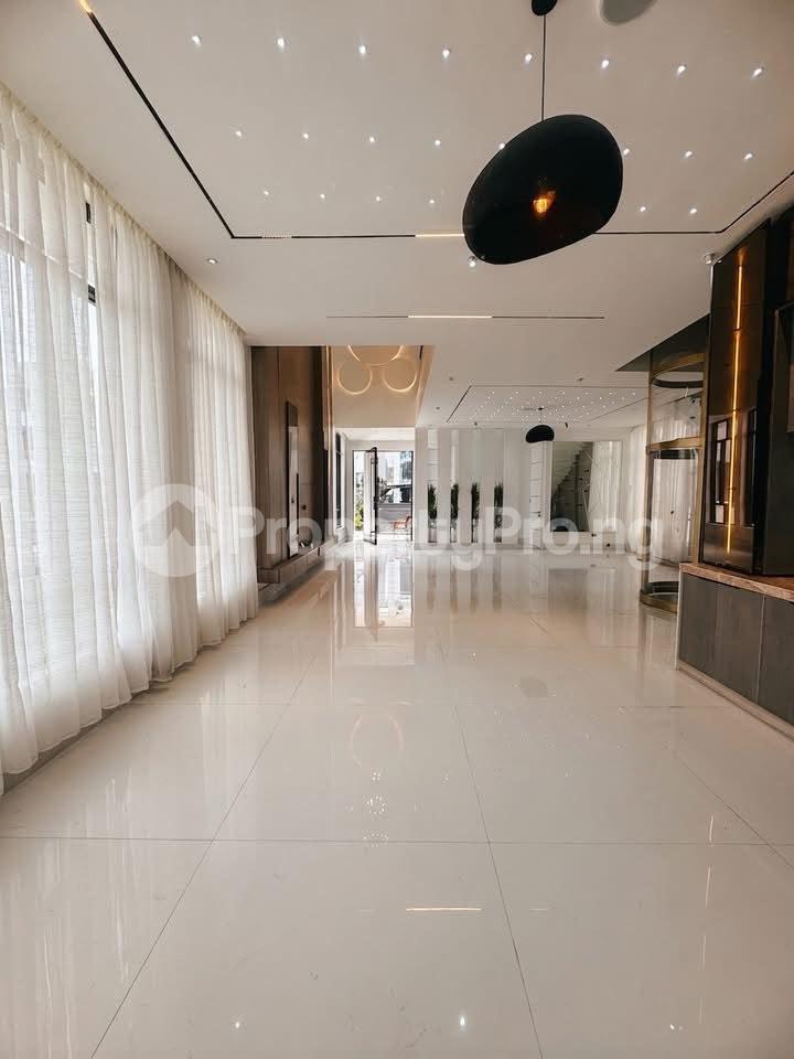 7 bedroom House for sale Lekki Lagos