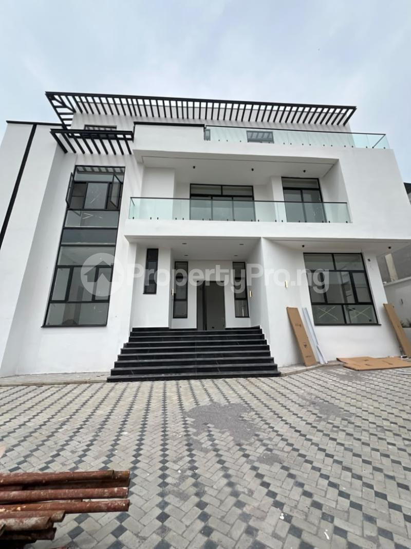7 bedroom House for sale Guzape Main Guzape Abuja
