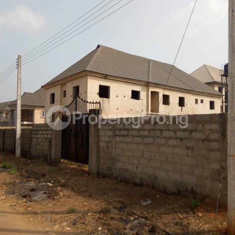 3 bedroom Flat / Apartment for sale Located In Owerri Owerri Imo
