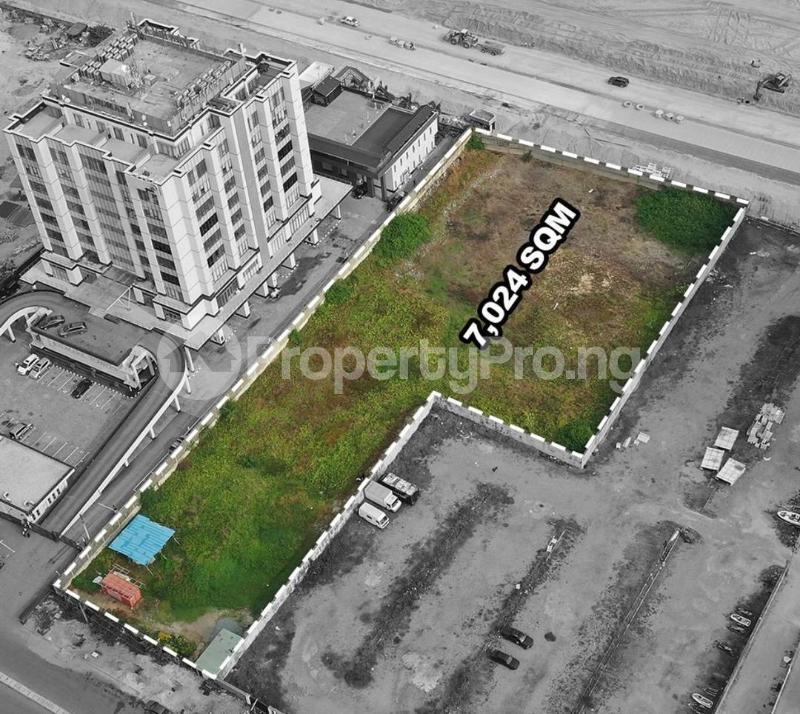 Land for sale Axis Of Bluewaters Tourism Zone, ONIRU Victoria Island Lagos - 0