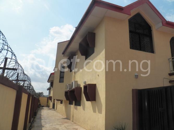 3 bedroom Flat / Apartment for rent 7, Samuel Olabode Street Ketu Kosofe/Ikosi Lagos