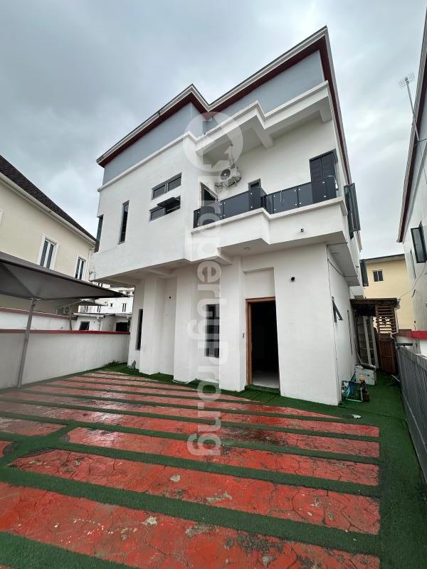 5 bedroom House for rent orchid Lekki Lagos