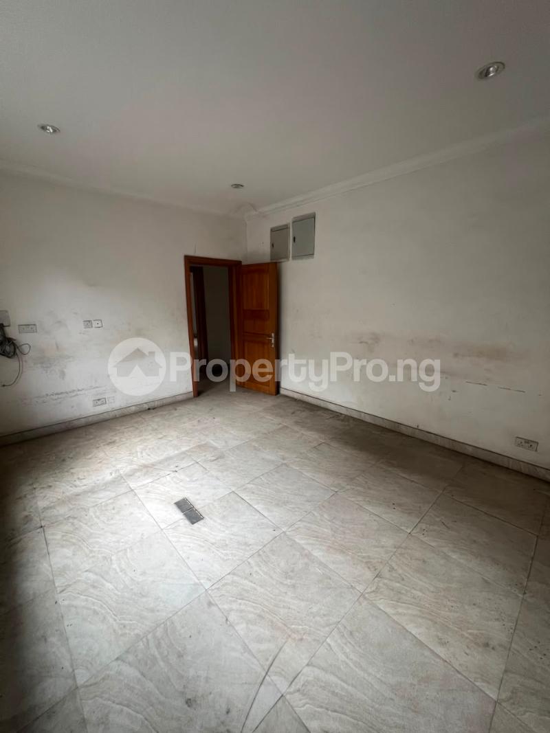 Commercial Property for rent Obalende Lagos Island Lagos