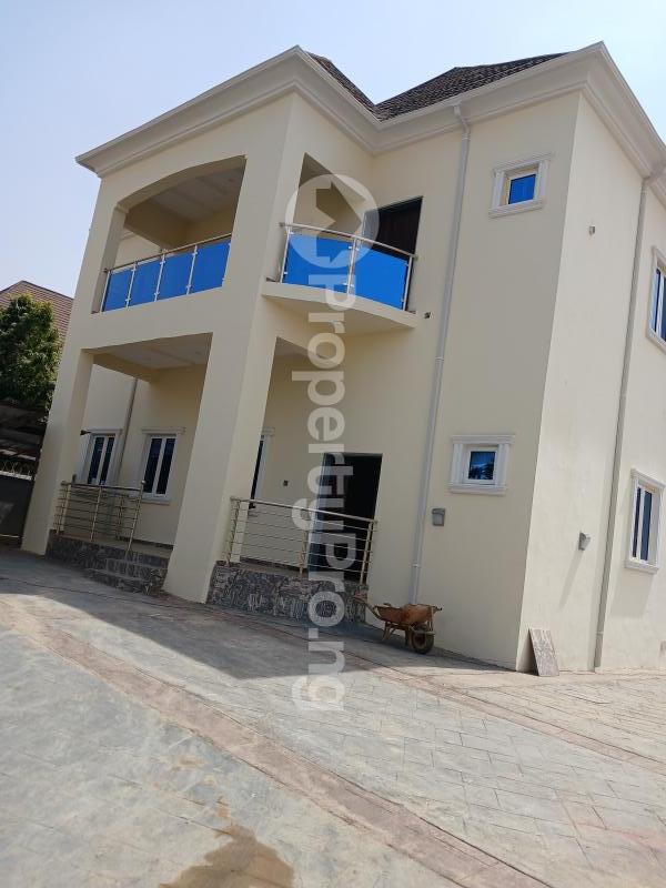 8 bedroom House for rent Naf Valley Estate,diplomatic Zone Asokoro Abuja