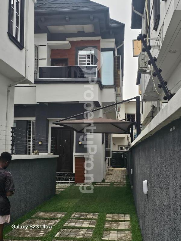 4 bedroom House for rent orchid Lekki Lagos