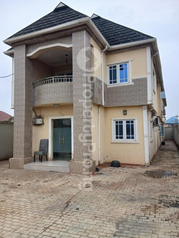 1 bedroom Flat / Apartment for rent Tawakalitu Igando Ikotun/Igando Lagos