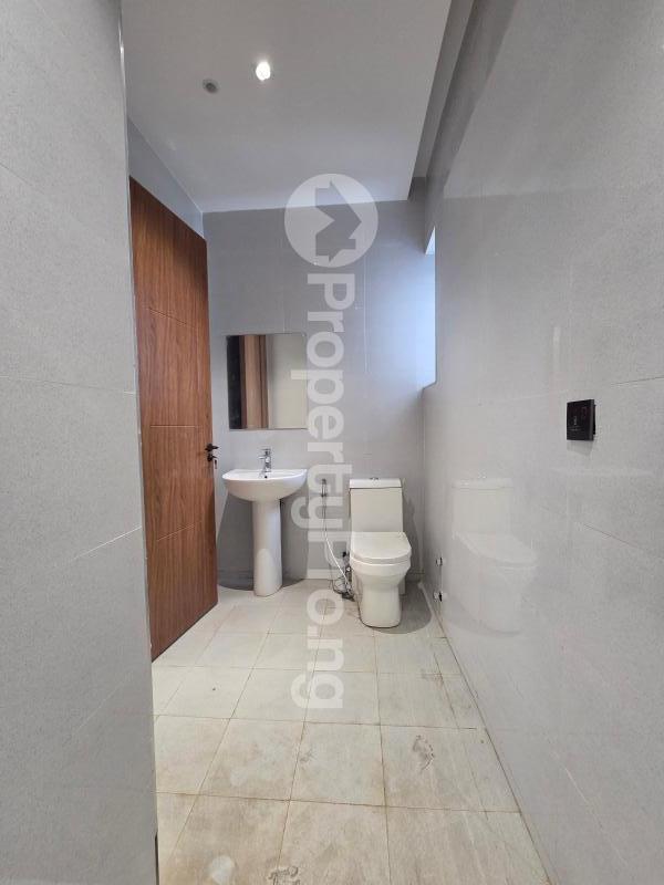 5 bedroom House for sale Adeniyi Jones Ikeja Lagos