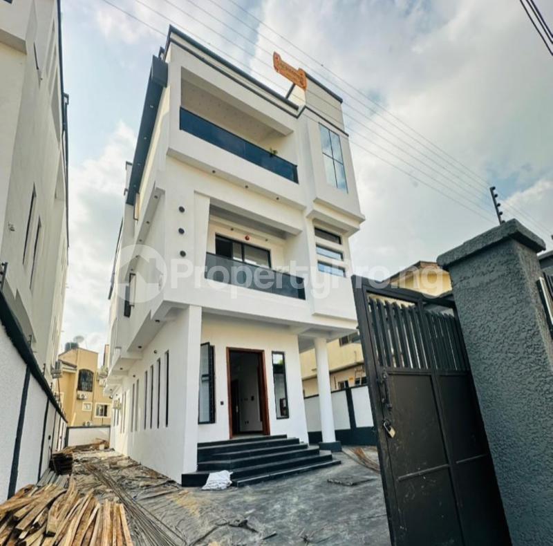 7 bedroom House for sale Magodo GRA Phase 2 Kosofe/Ikosi Lagos