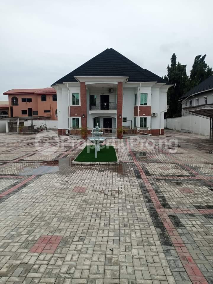 7 Bedroom House in Jericho Ibadan Oyo House for sale in ibadan