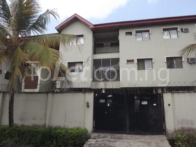 3 bedroom Flat / Apartment for rent Awuye Estate Ikeja Ikeja Lagos