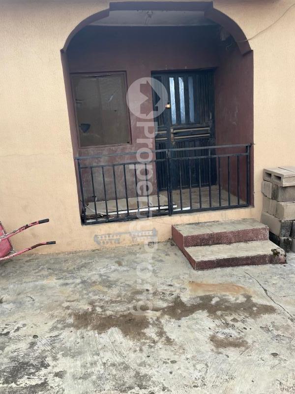 House for sale Ajayi Farm Close To Uba Bank Alagbole Yakoyo/Alagbole Ojodu Lagos - 0