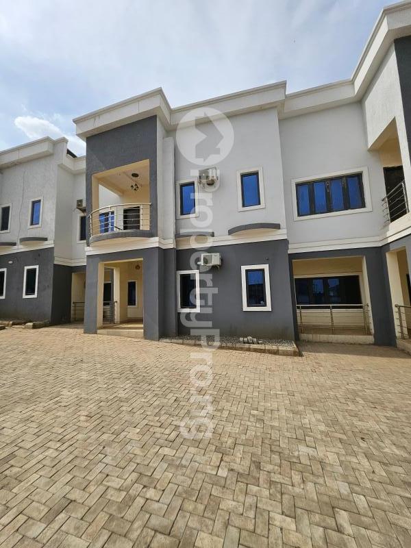 4 bedroom House for rent  Life Camp Abuja