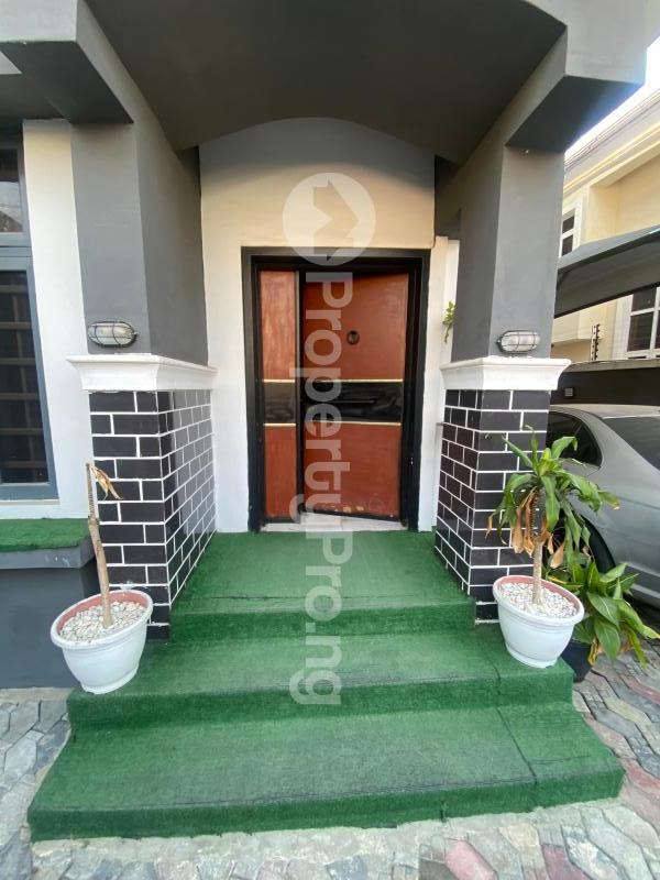 1 bedroom Flat / Apartment for rent chevron Lekki Lagos
