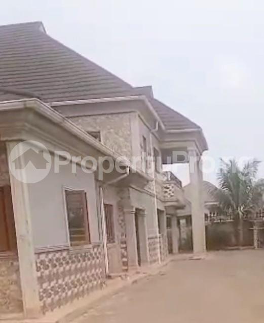 8 bedroom House for sale Intel Estate, Ikorodu Ikorodu Lagos
