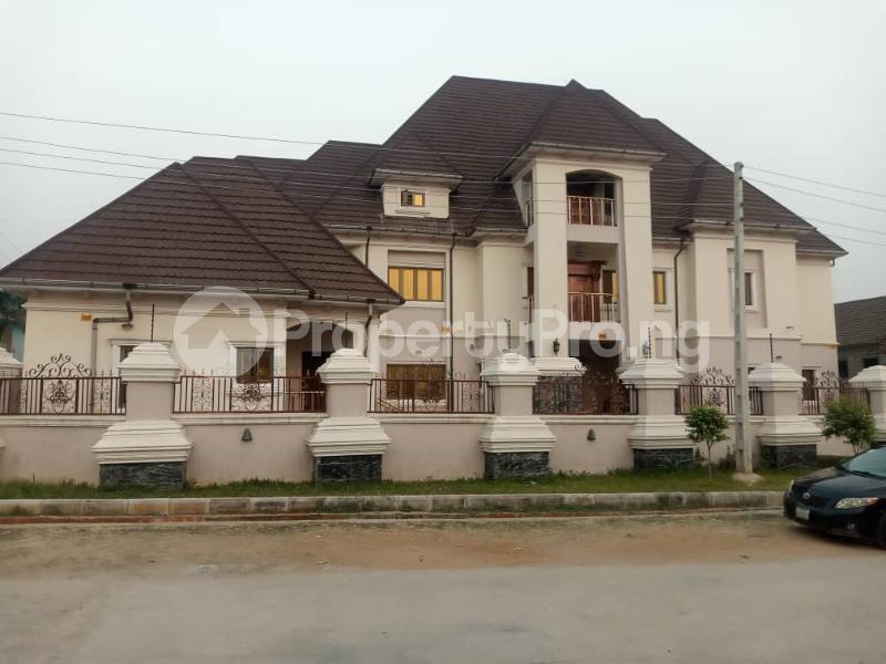 8 bedroom House for sale Gwarinpa Abuja