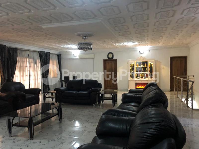 8 bedroom House for sale Off Herbert Macaulay Way, Yaba, Lagos. Sabo Yaba Lagos