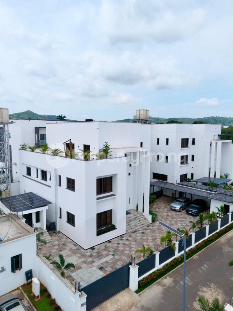 8 bedroom House for sale Maitama Maitama Abuja