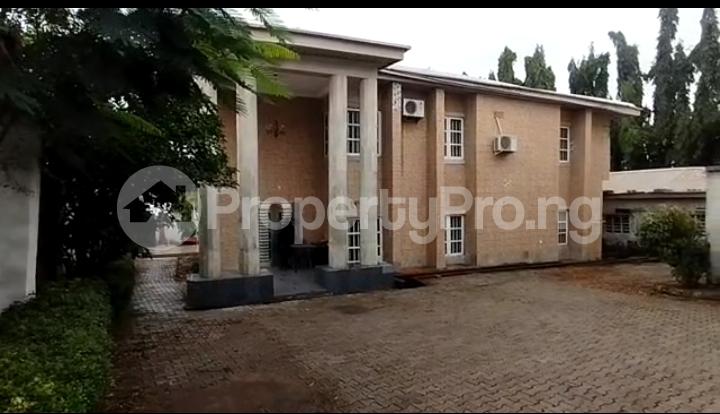 8 bedroom House for rent Maitama Abuja