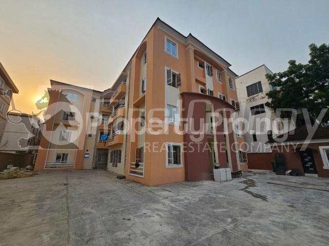 3 bedroom Flat / Apartment for rent ONIRU Victoria Island Lagos