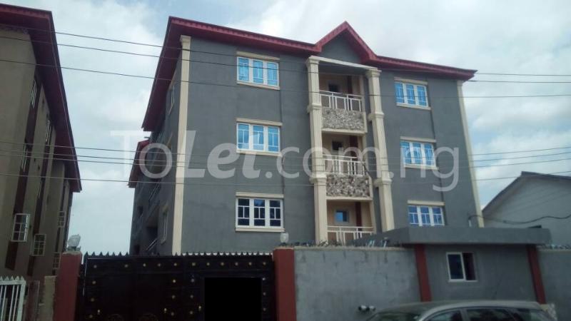 3 bedroom Flat / Apartment for rent Aderibigbe Shitta Street Mende Maryland Lagos