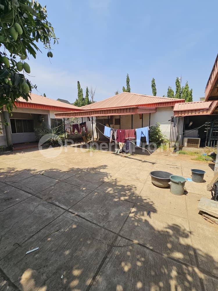 Land for sale Wuse 2 Abuja