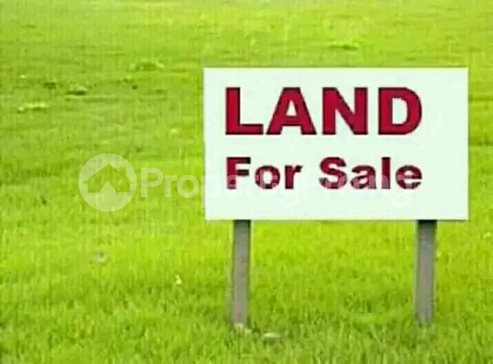 Land for sale Mende Maryland Lagos