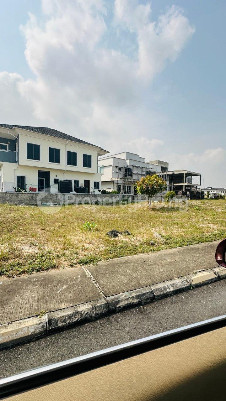 Land for sale Cowrie Creek Estate Ikate Lekki Lagos