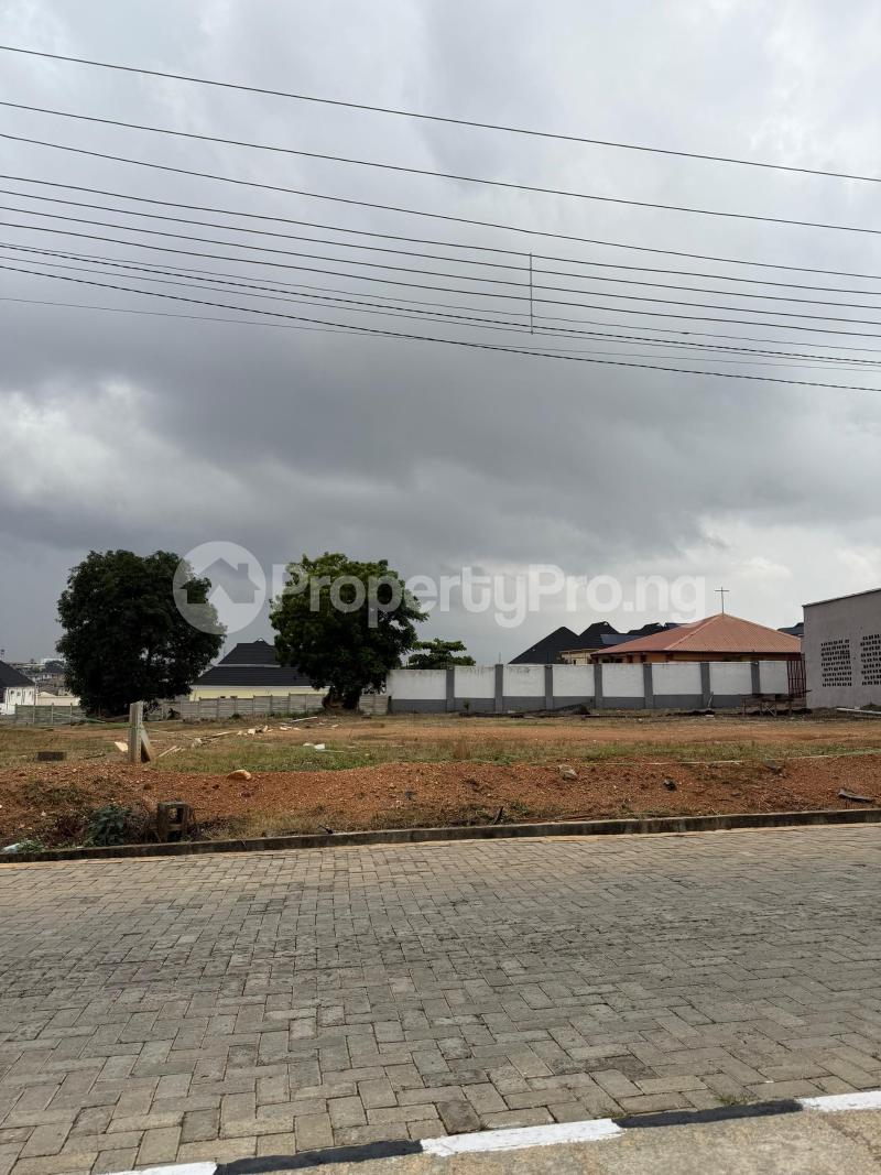 Land for sale Engr Lere Adigun Gra, Basorun Ibadan Oyo - 0