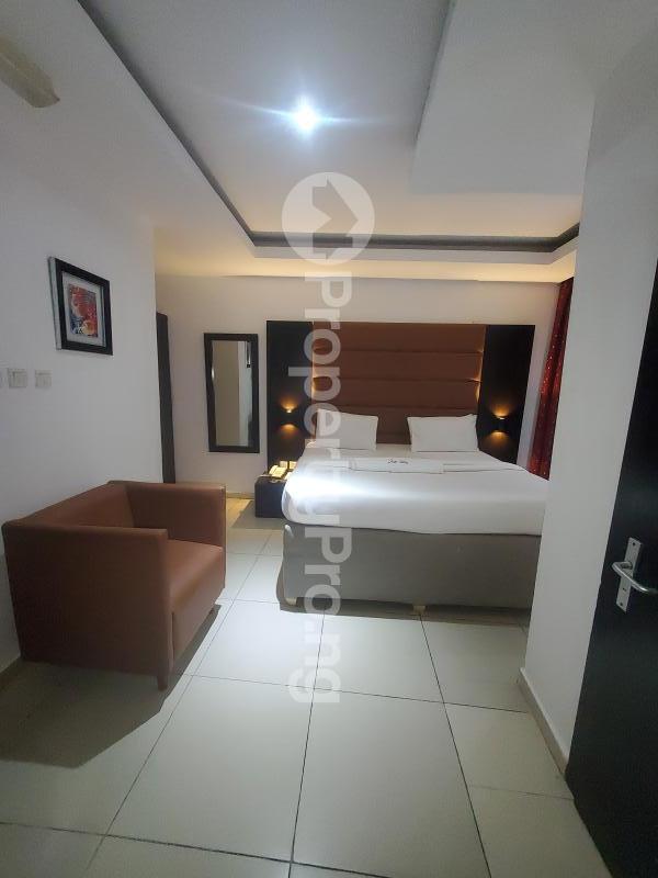 Flat / Apartment for shortlet chevron Lekki Lagos