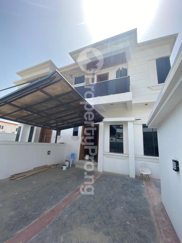 4 bedroom House for sale 2nd Toll Gate, chevron Lekki Lagos