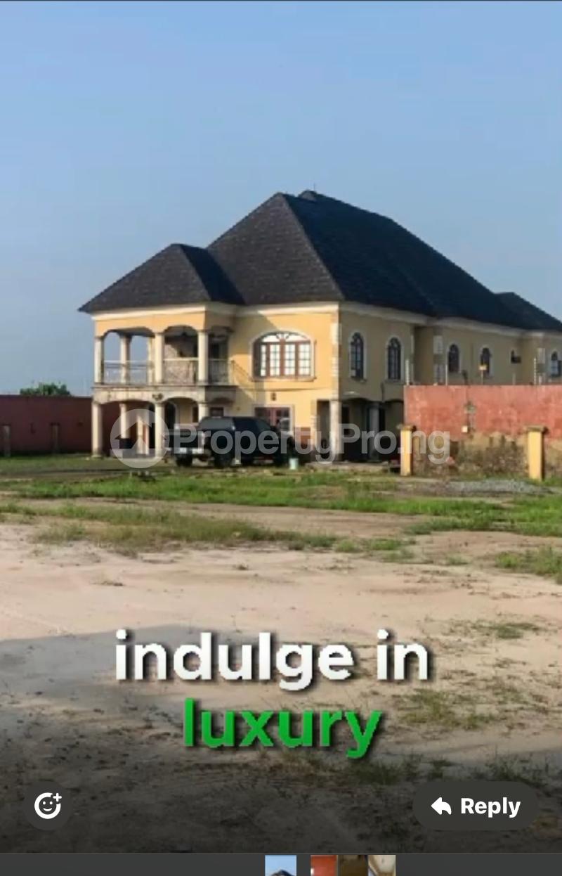 8 bedroom House for sale Bogije Awoyaya Ajah Lagos
