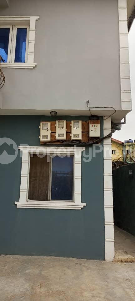 1 bedroom Flat / Apartment for rent Off Otunoba Bus/stop Lawanson Surulere Lagos
