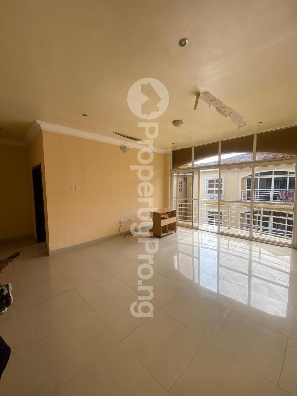 3 bedroom Flat / Apartment for rent Osapa london Lekki Lagos