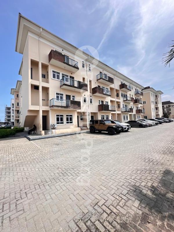 4 bedroom Flat / Apartment for rent Ologolo Lekki Lagos