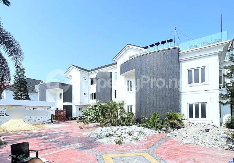 9 bedroom Commercial Property for rent ONIRU Victoria Island Lagos