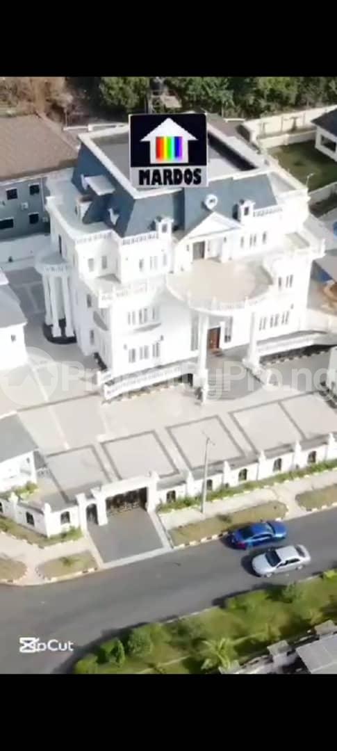 9 bedroom House for sale Guzape Abuja