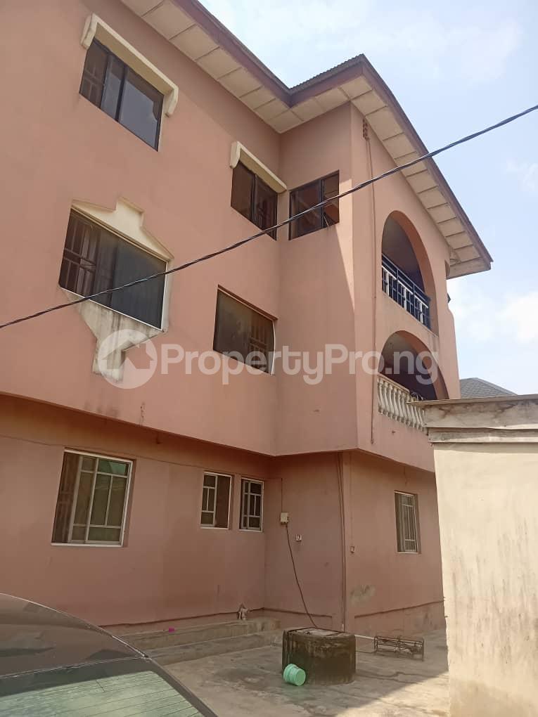 House for sale Isheri Oshun Via Bucknor Bucknor Isolo Lagos - 0