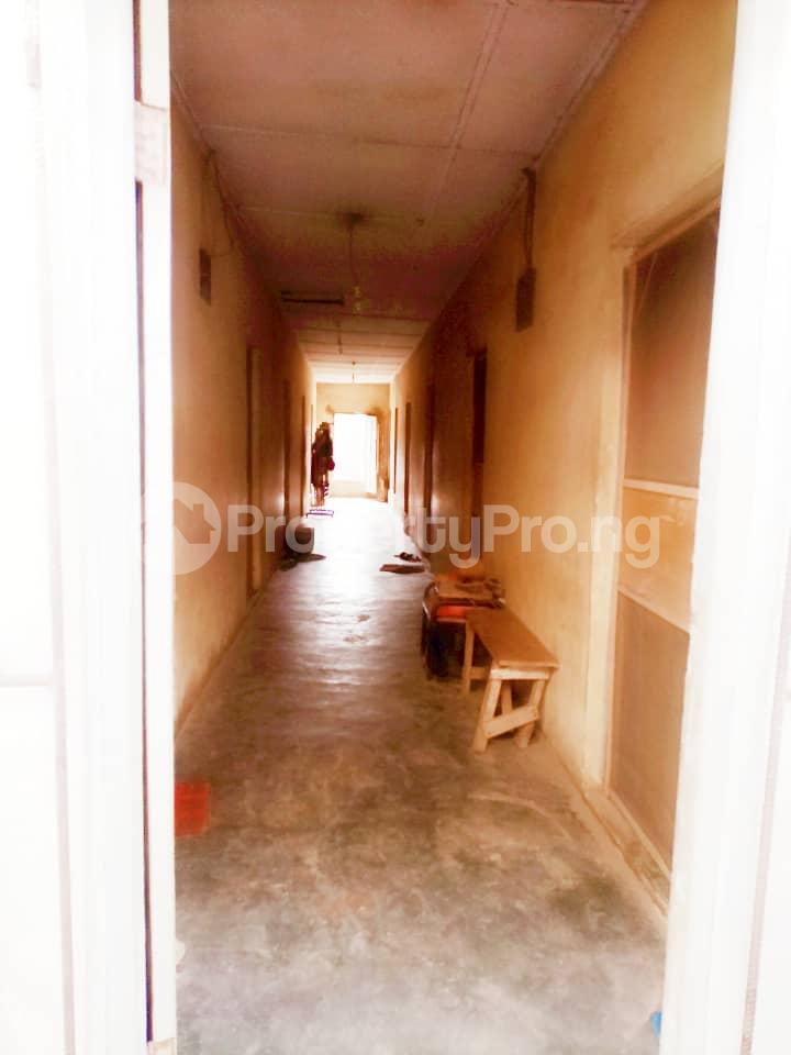 9 bedroom House for sale Idowu Fadeyi Ejigbo Ejigbo Lagos - 1