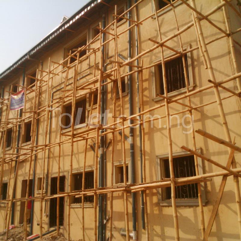 2 bedroom Flat / Apartment for rent   Mafoluku Oshodi Lagos