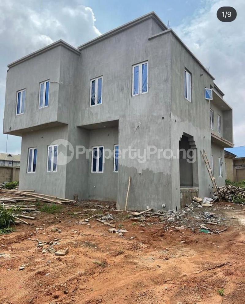 4 bedroom House for sale 1st Powerline, Ologuneru Eleyele Ibadan Oyo
