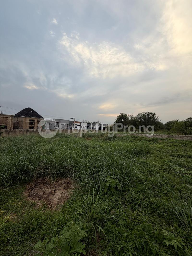 Land for sale Federal Housing Estate, Beside Carlton Gate, Akobo Ibadan Oyo - 0