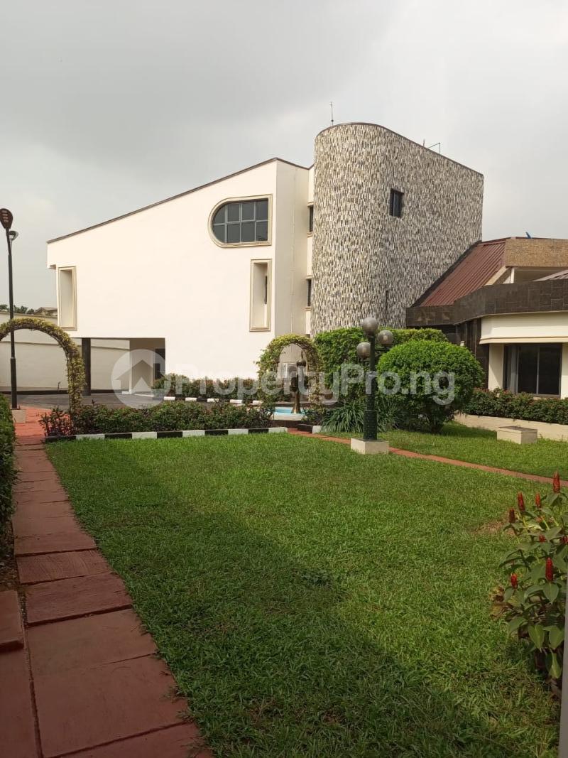 6 bedroom House for rent Opebi Ikeja Lagos