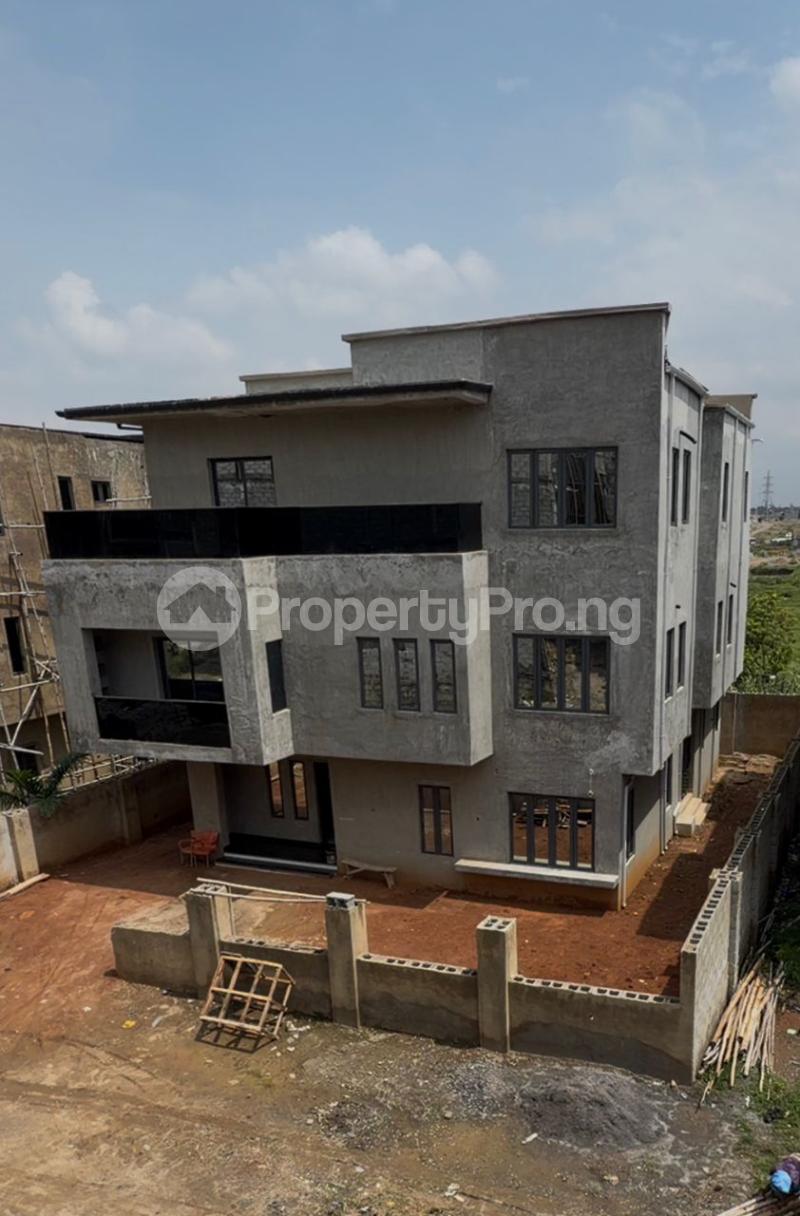 4 bedroom House for sale Guzape Guzape Abuja