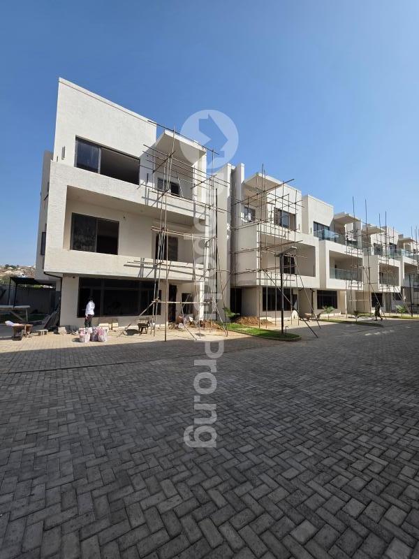 5 bedroom House for sale Guzape Abuja