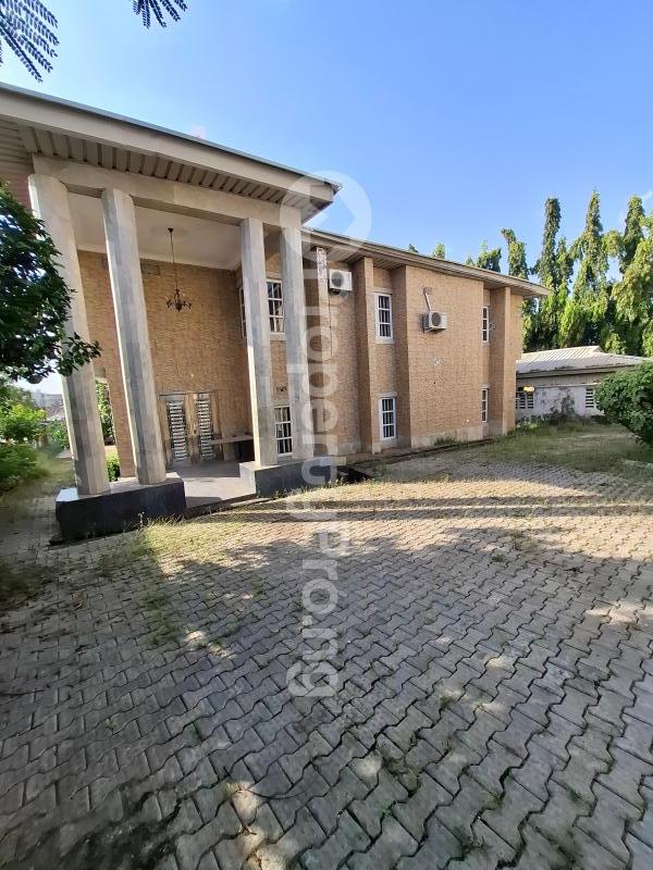 5 bedroom House for rent Maitama Abuja