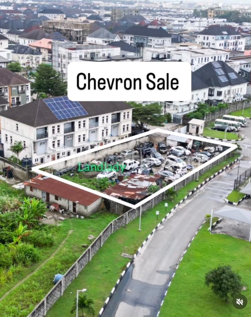 Land for sale chevron Lekki Lagos