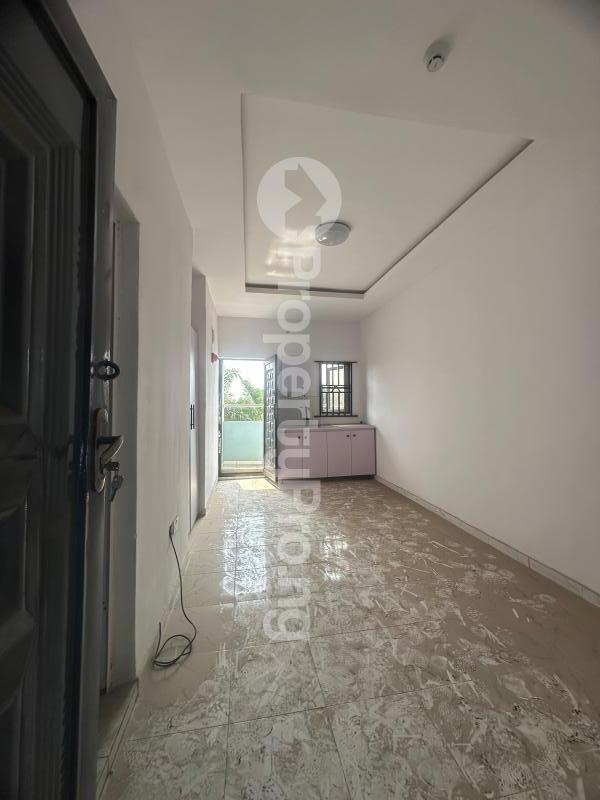 Flat / Apartment for rent  Yaba Lagos